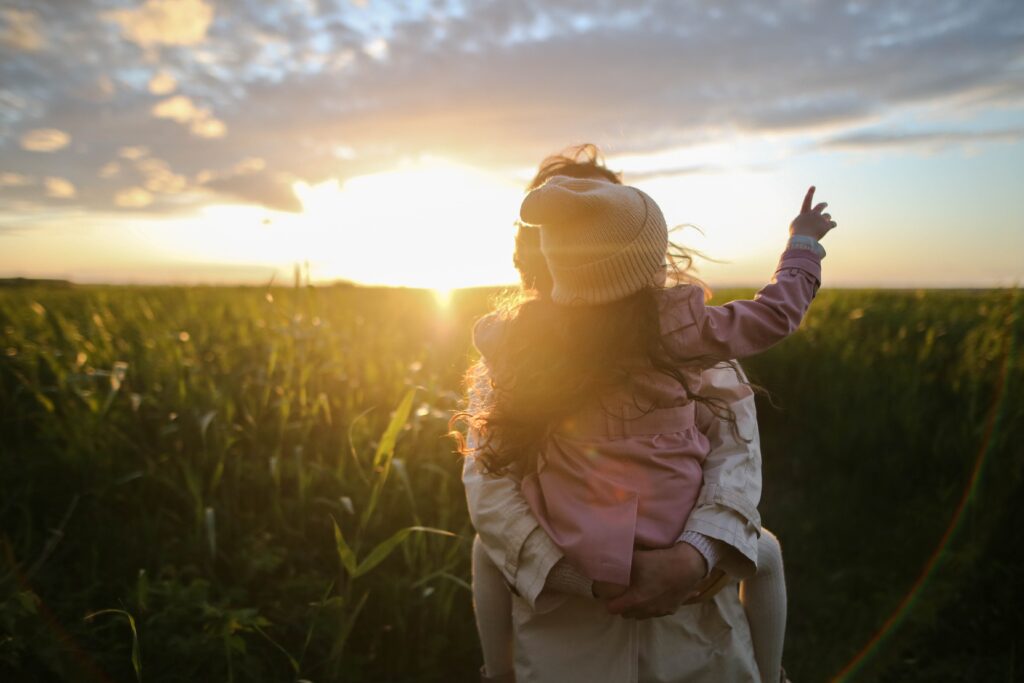 Important Factors in Raising Well-Mannered and Confident Children